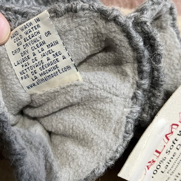 NWT ALMA Unisex Grey Handmade Soft-Wool Polyester-Lined Mittens - Size Adult - Picture 6 of 6